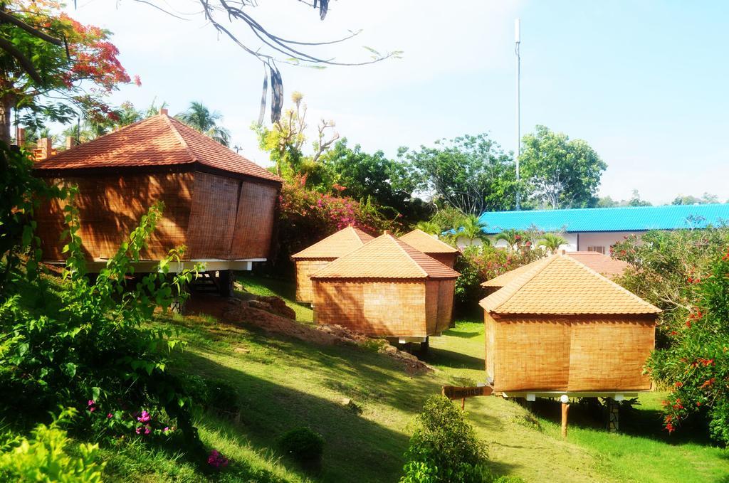 Melon Resort Phan Thiet Exterior photo
