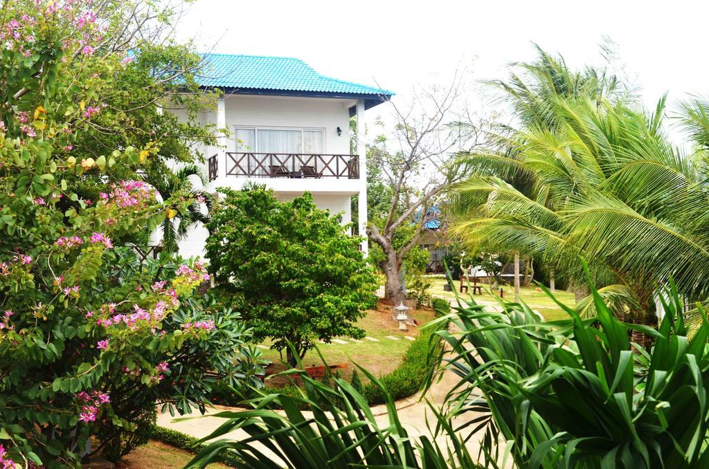 Melon Resort Phan Thiet Exterior photo